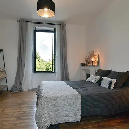 La Des Fontenelles - Proche De La *