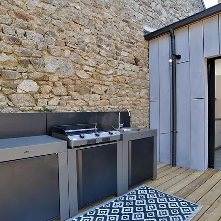 La Des Fontenelles - Proche De La Carolles