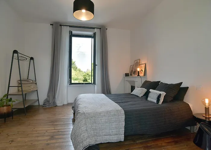 La Des Fontenelles - Proche De La *